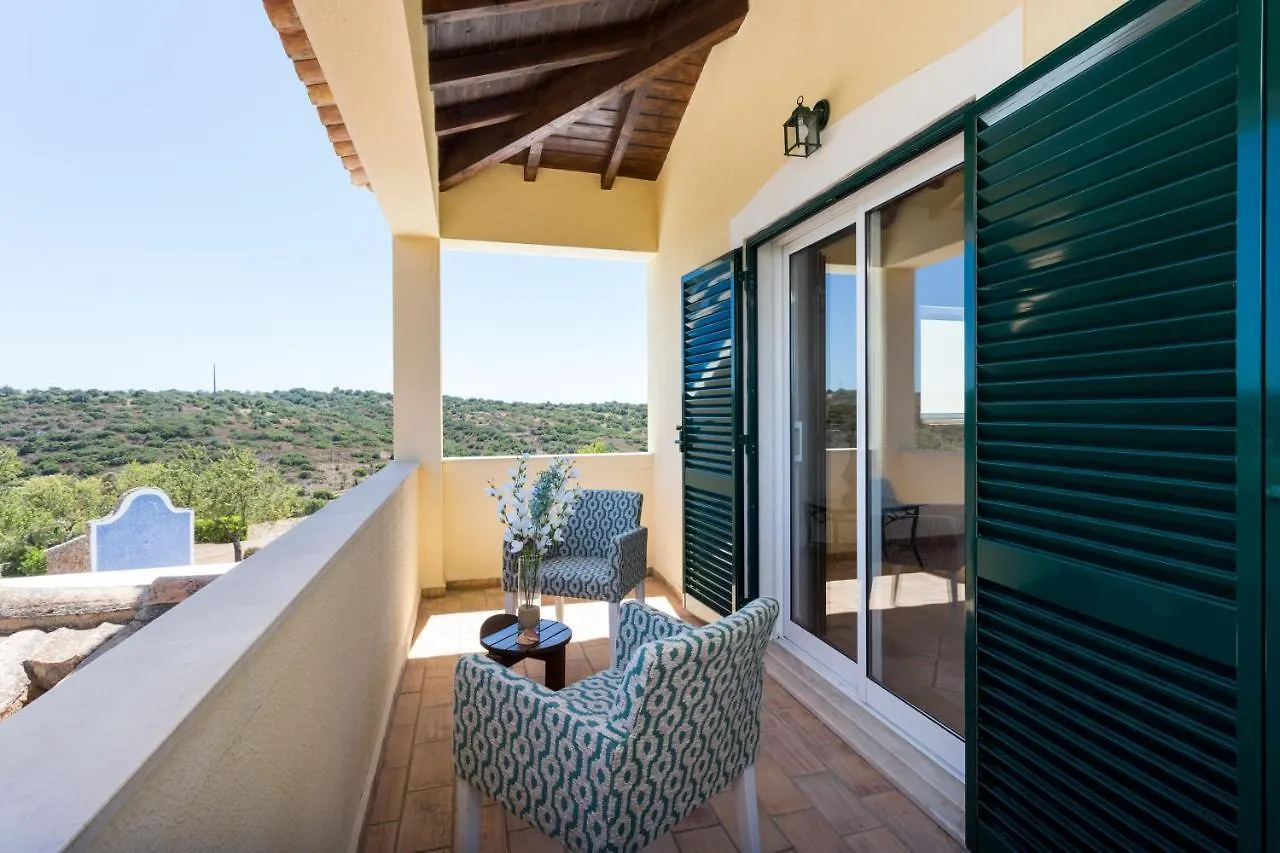 The Sun Hill Acomodação com café da manhã Lagos